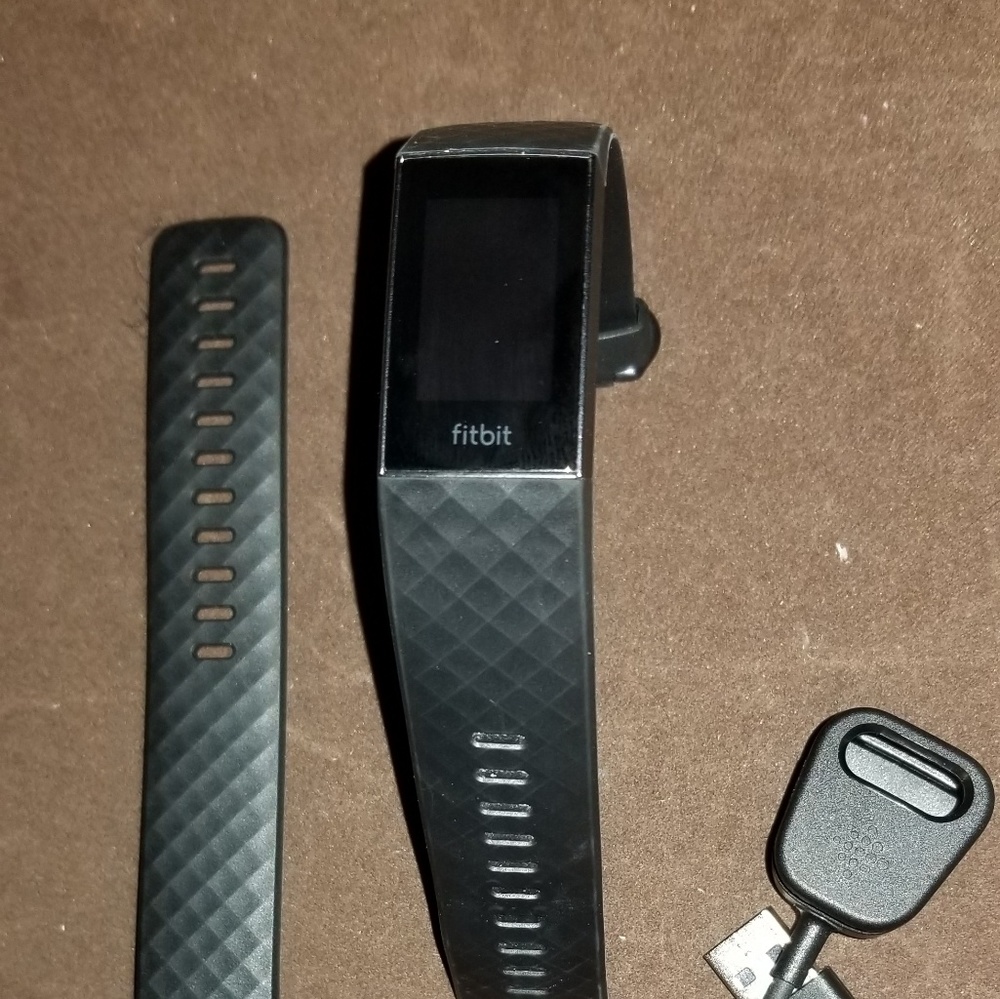 Black Fitbit charge 3